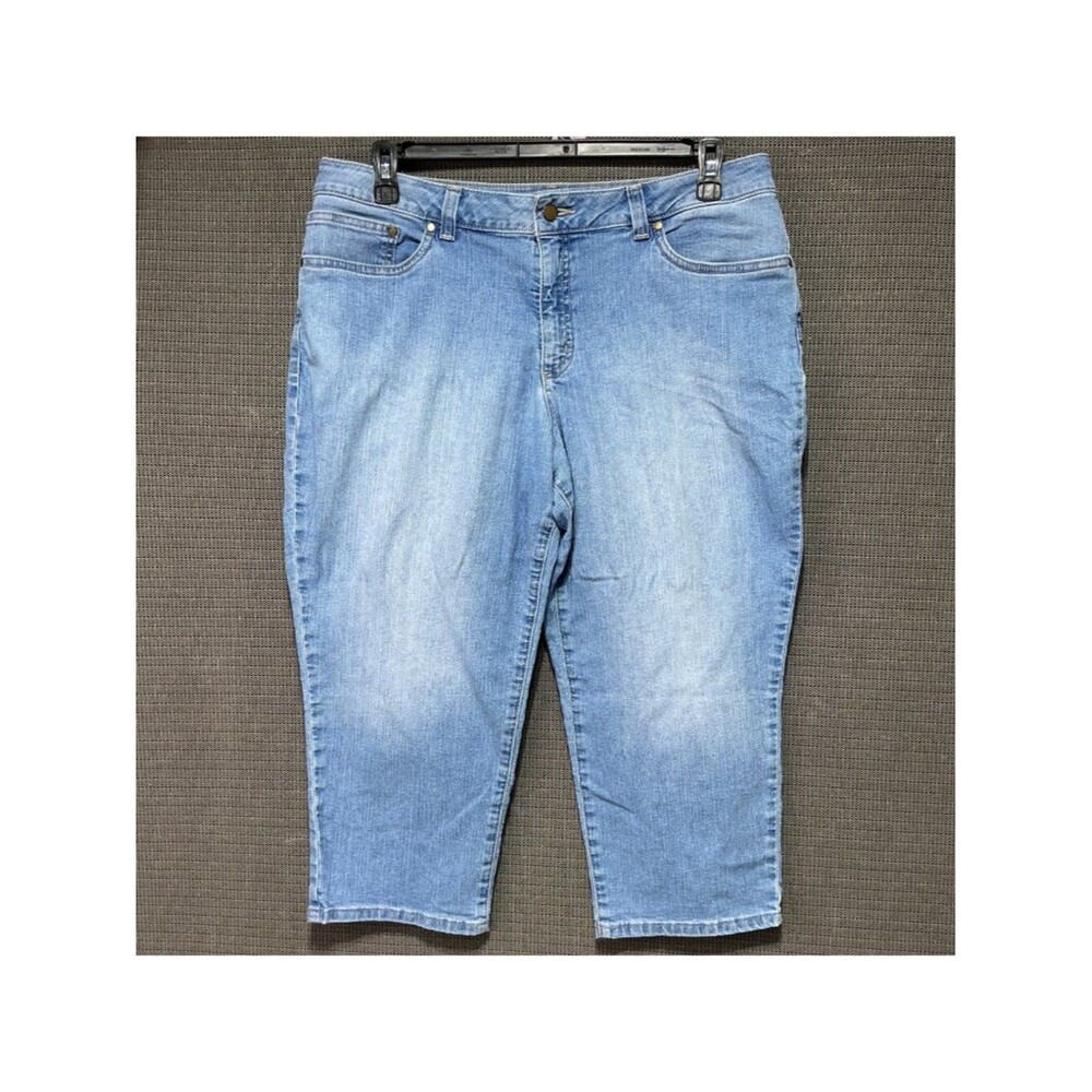 Croft & Barrow Women's Classic Fit Straight Leg Capri Pants Size 14 Stretch Blue